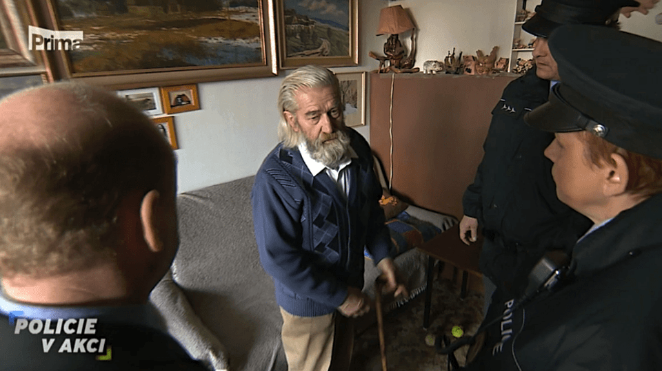 Policie v akci II (334) fotka